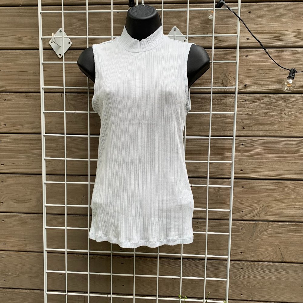 NWT Vince Sleeveless Light Blue Medium Mock Turtleneck